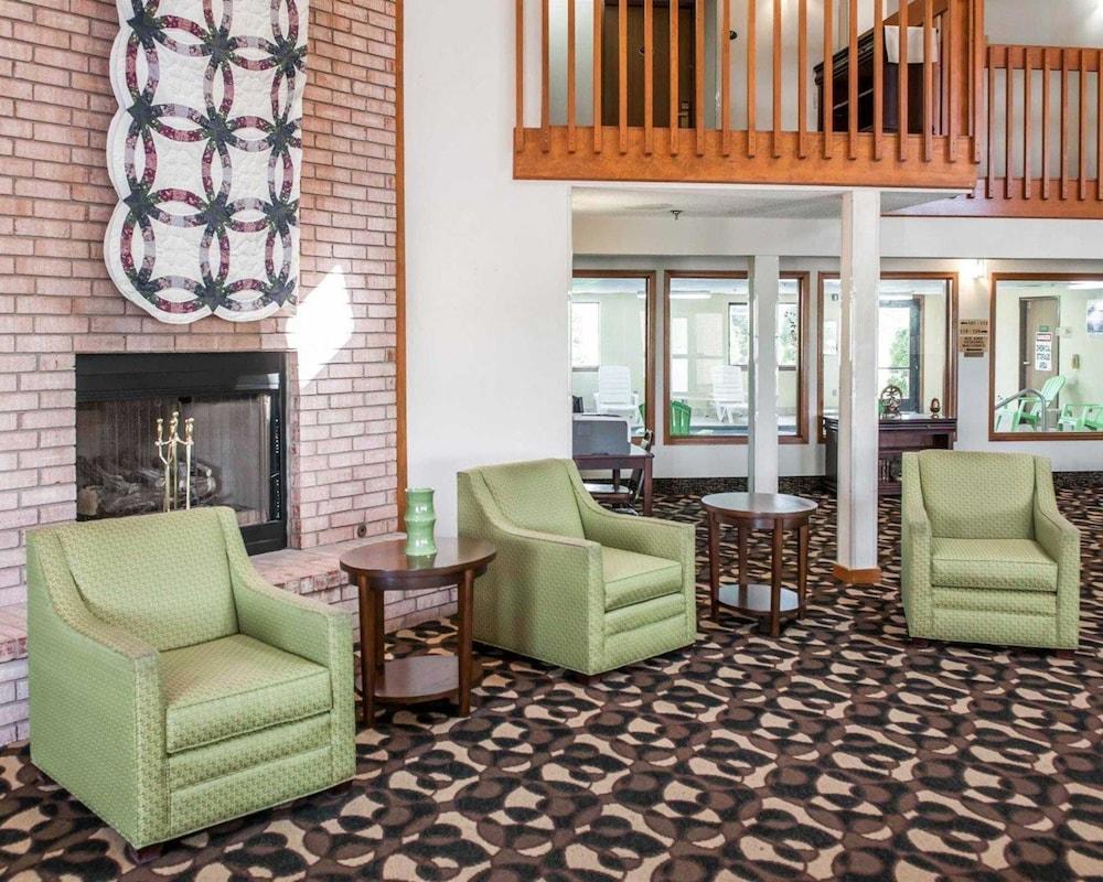 Quality Inn & Suites Lebanon I-65 Bagian luar foto